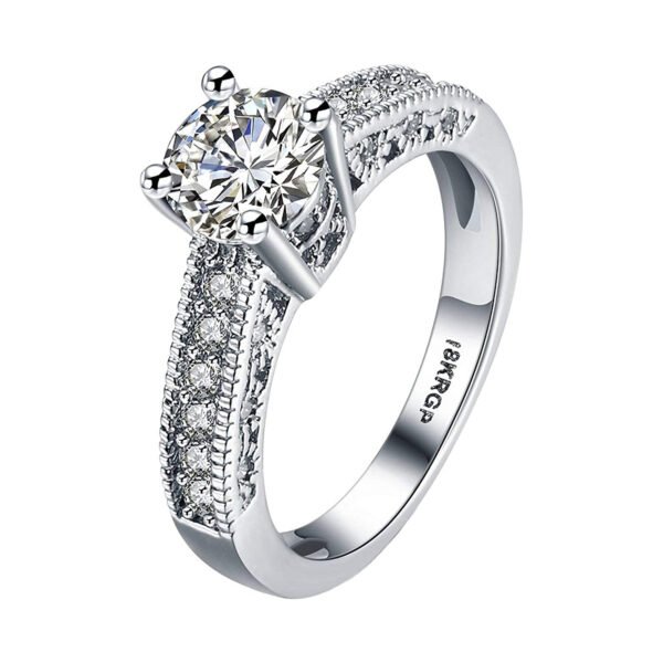 A5 Grade Crystals Micro Pave Setting Crystal Designer Silver Ring for Women and Girls
