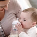 Philips Avent Natural 2. 0 Pink Feeding Bottle 260ml SCF034/10